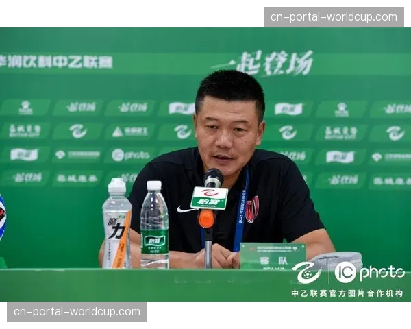 成都蓉城2-1浙江队,赛后数据显示主队下半场跑动强度显著提升致胜 成都蓉城2-1浙江队,赛后数据显示主队下半场跑动强度显著提升致胜